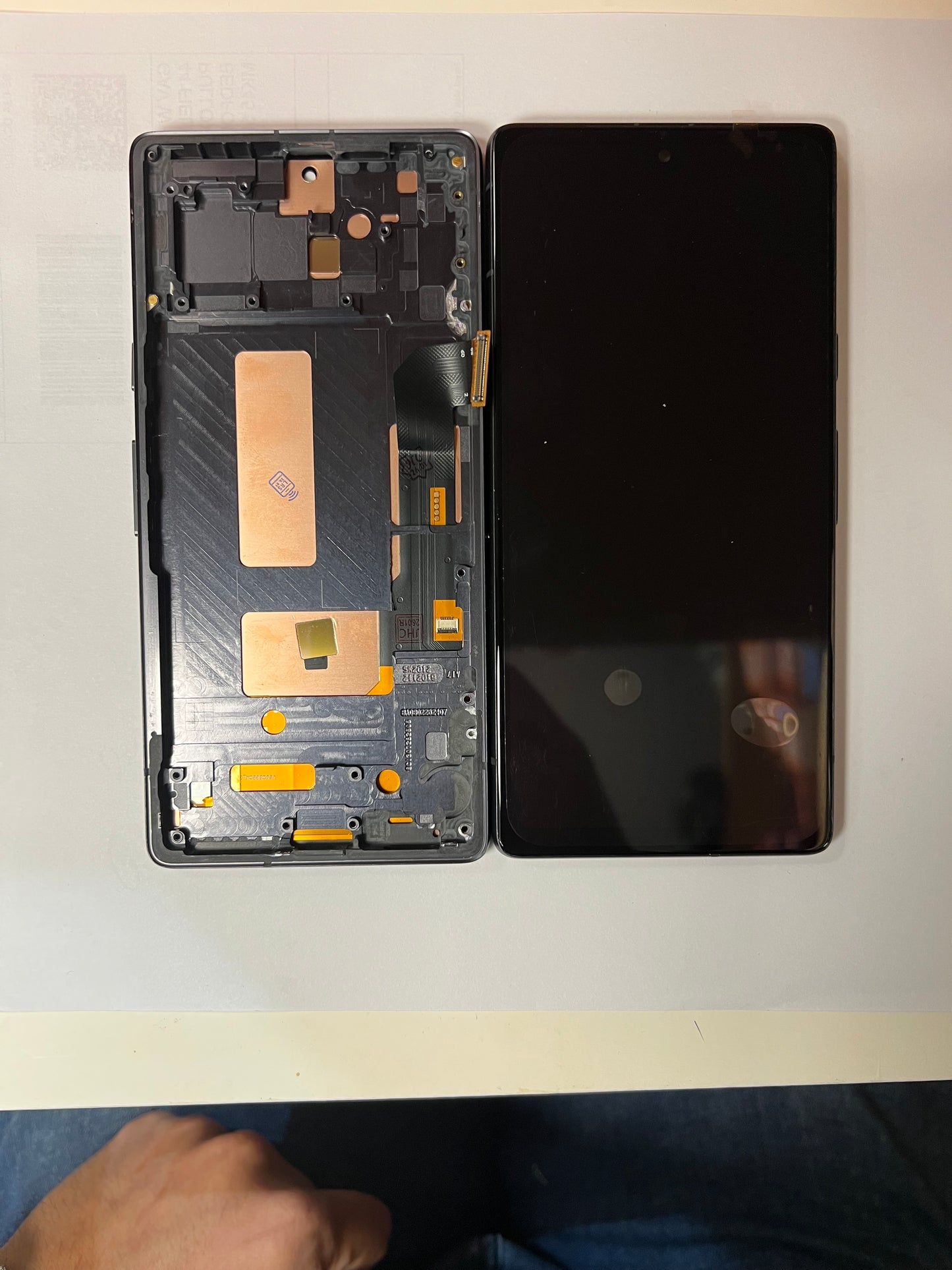 Google Pixel 7A OLED LCD Display Touch Screen Digitizer Assembly Frame